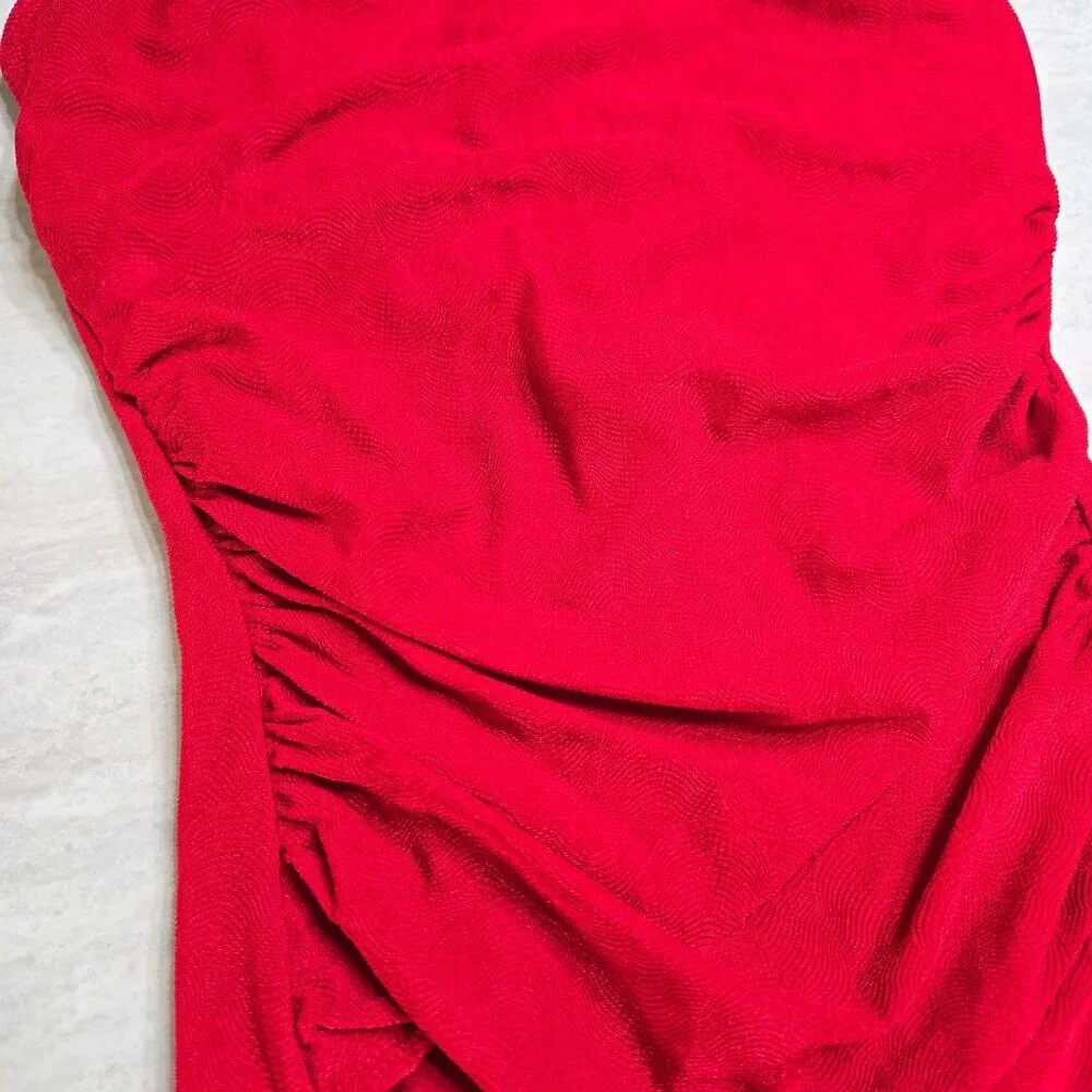 Vintage Roxanne One Piece Swimsuit Red Size 34B Small Ruched Beach‎ Textured